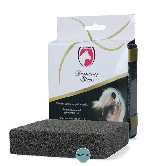 Excellent horse grooming block Borstel