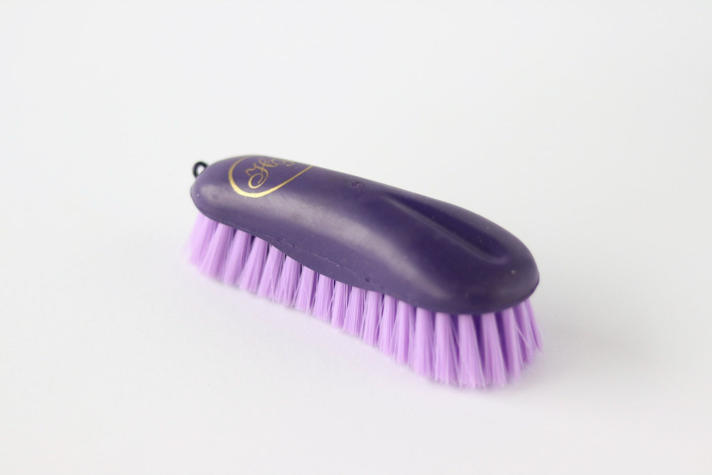 HB face brush display